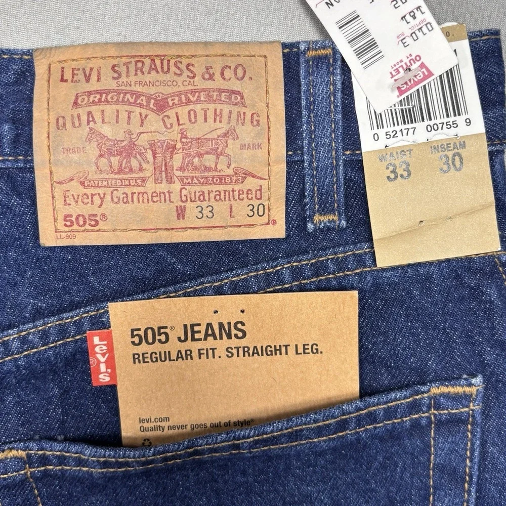 Vintage Levi's 505 Jeans Men's 33x30 Blue Dark Denim Cotton Regular Straight Y2K